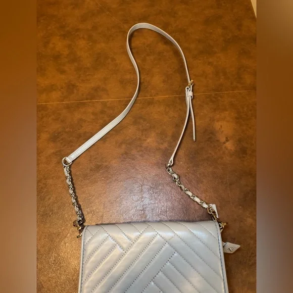 EUC Tory Burch Grey Crossbody Bag with Chain Strap. - Picture 2 of 16